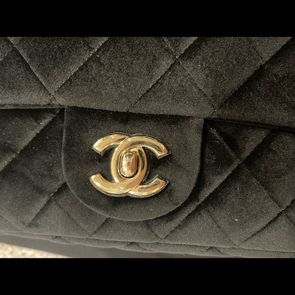 Chanel Pearl Crush Mini Rectangular Bag - Picture 10 of 15